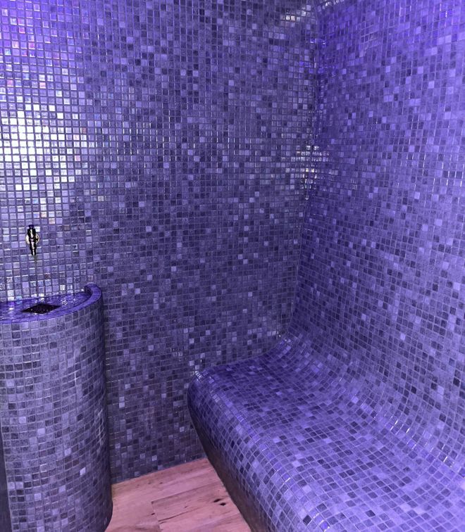 Le hammam de notre love room Le hammam de notre love room